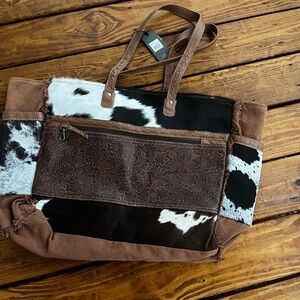NWT Cowhide Leather LARGE MYRA Tote Bag